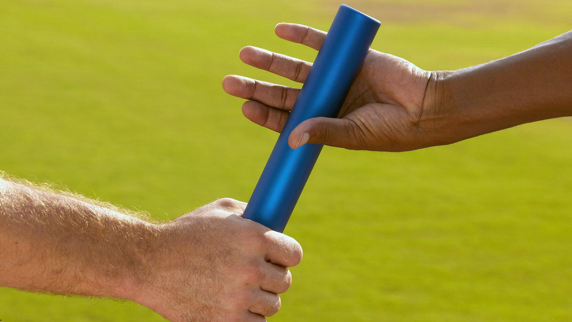 登贝莱加冕2025年金球奖 巴黎圣日耳曼飞翼以蜕变之姿登顶世界之巅